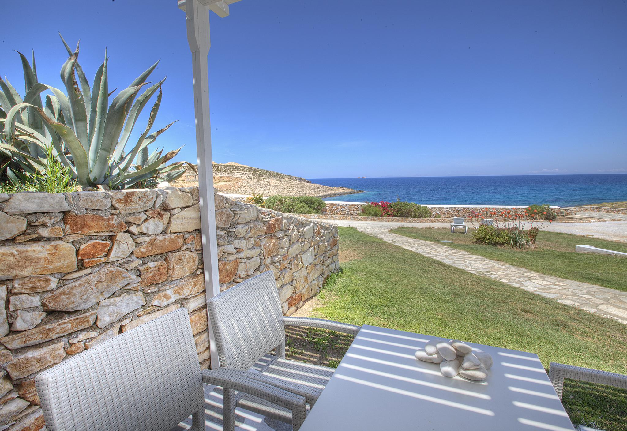 Andronis Minois Hotel Parasporos Exterior photo